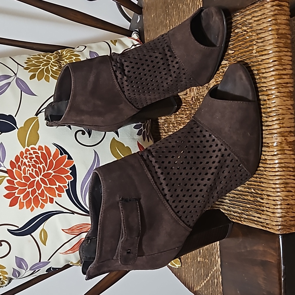 BROWN faux-suede booties